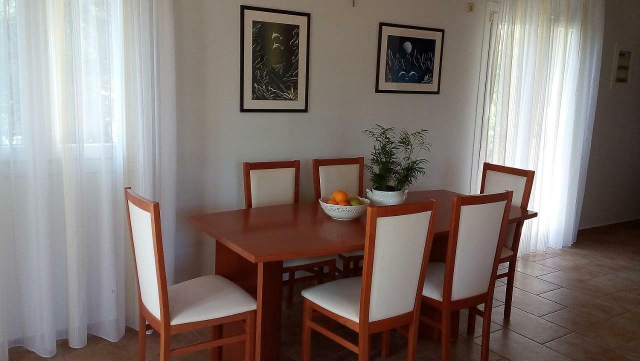 Baronessa'S Apartments جايوس المظهر الخارجي الصورة